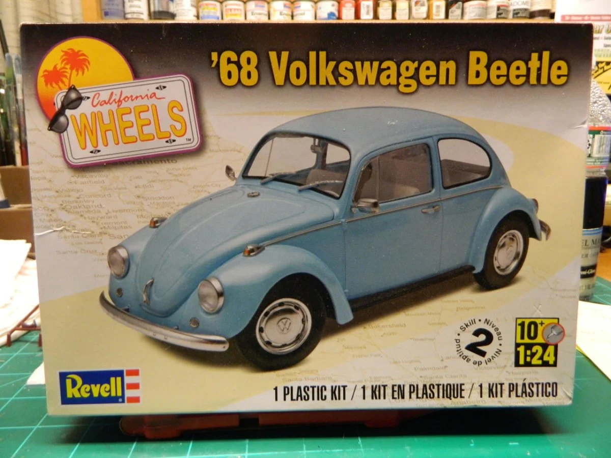 Revell Monogram 1/24 Volkswagen Beetle