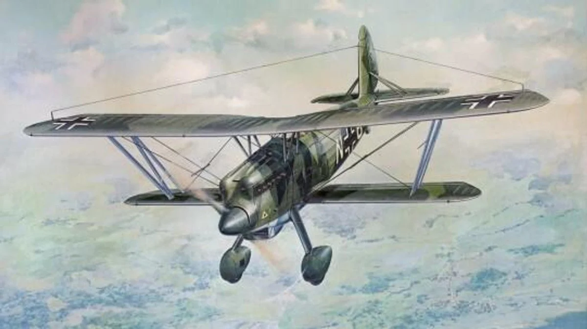 Roden 1/48 Roden Arado Ar68F1 BiPlane Fighter