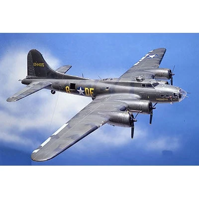 Revell 1/48 B17F Memphis Belle Bomber - Revell Germany