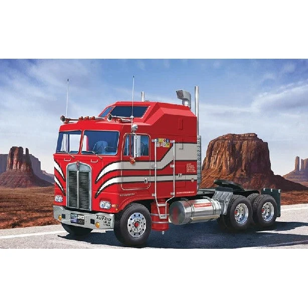 Revell 1/32 Kenworth Aerodyne Tractor Cab - Revell Germany