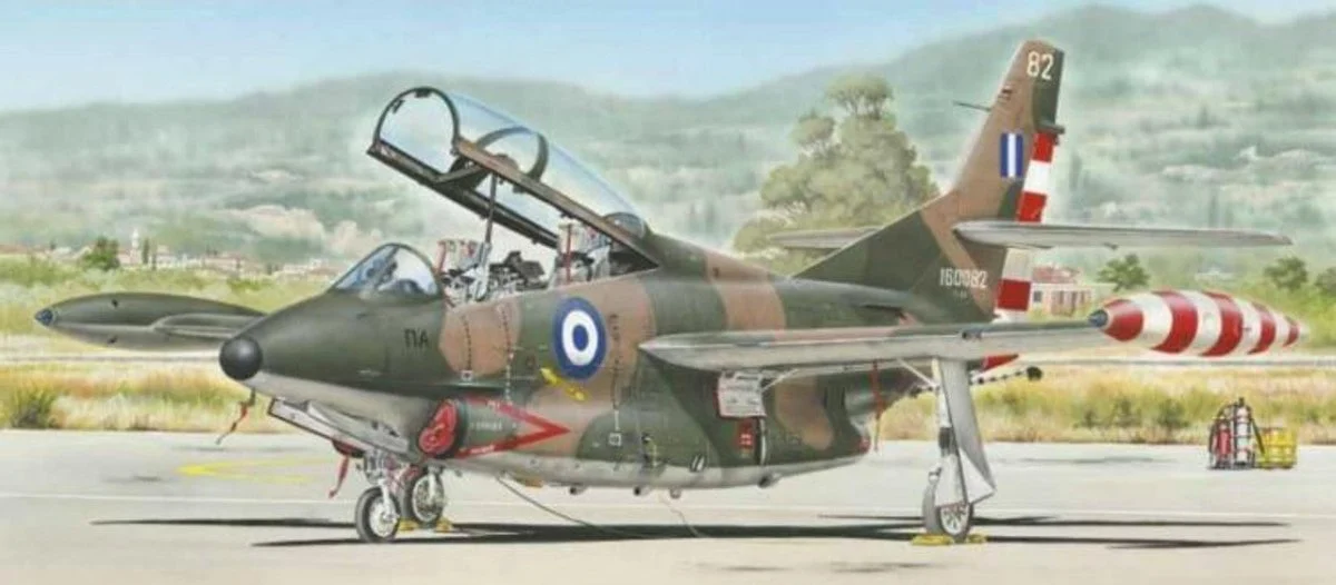 Special Hobby 1/32 Special Hobby T-2 Buckeye Camouflaged Trainer