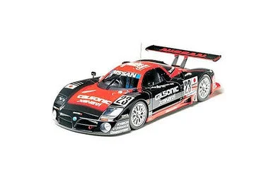 Tamiya 1/24 Nissan R390 Gt1 - 24192