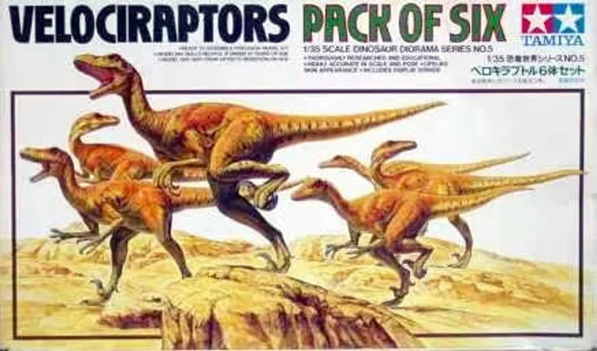 Tamiya 1/35 Velociraptors Diorama Set - 60105