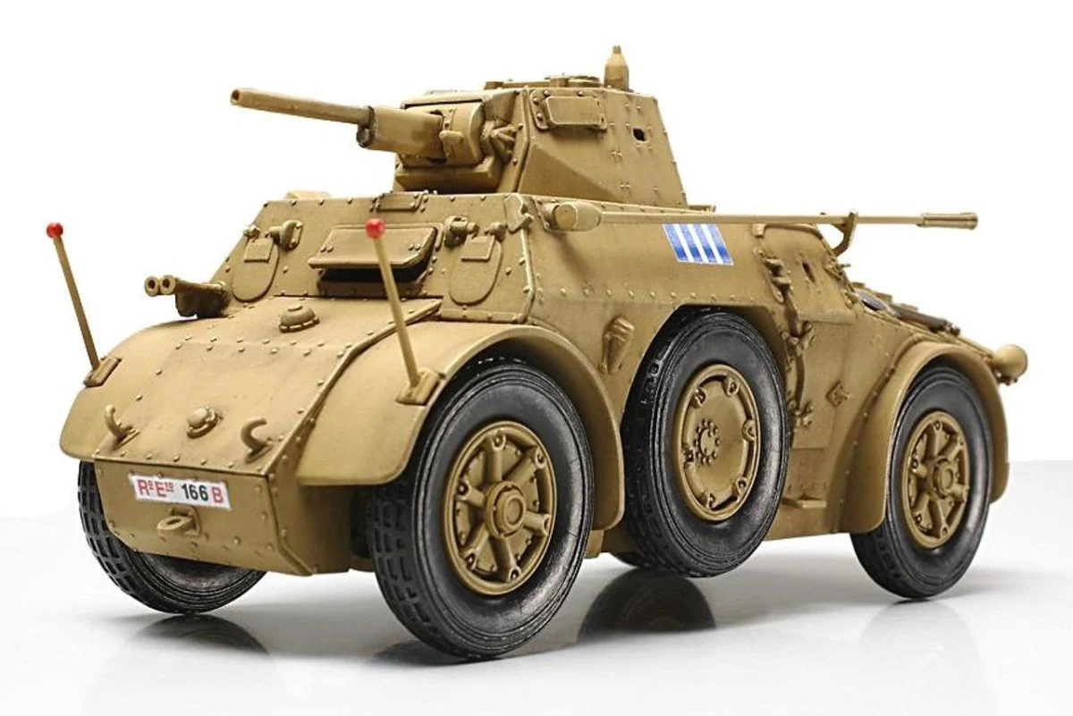 Tamiya 1/48 Italian Armored Car Ab41 - 89778
