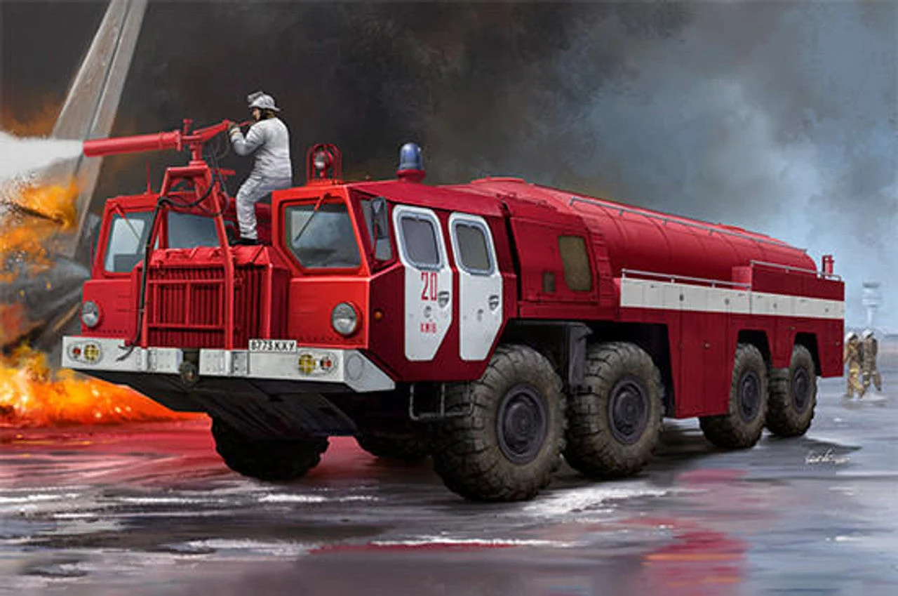 Trumpeter 1/35 Trumpeter AA60 (MAZ7310) Model 160.01 ARFF Airport Fire Fighting Vehicle