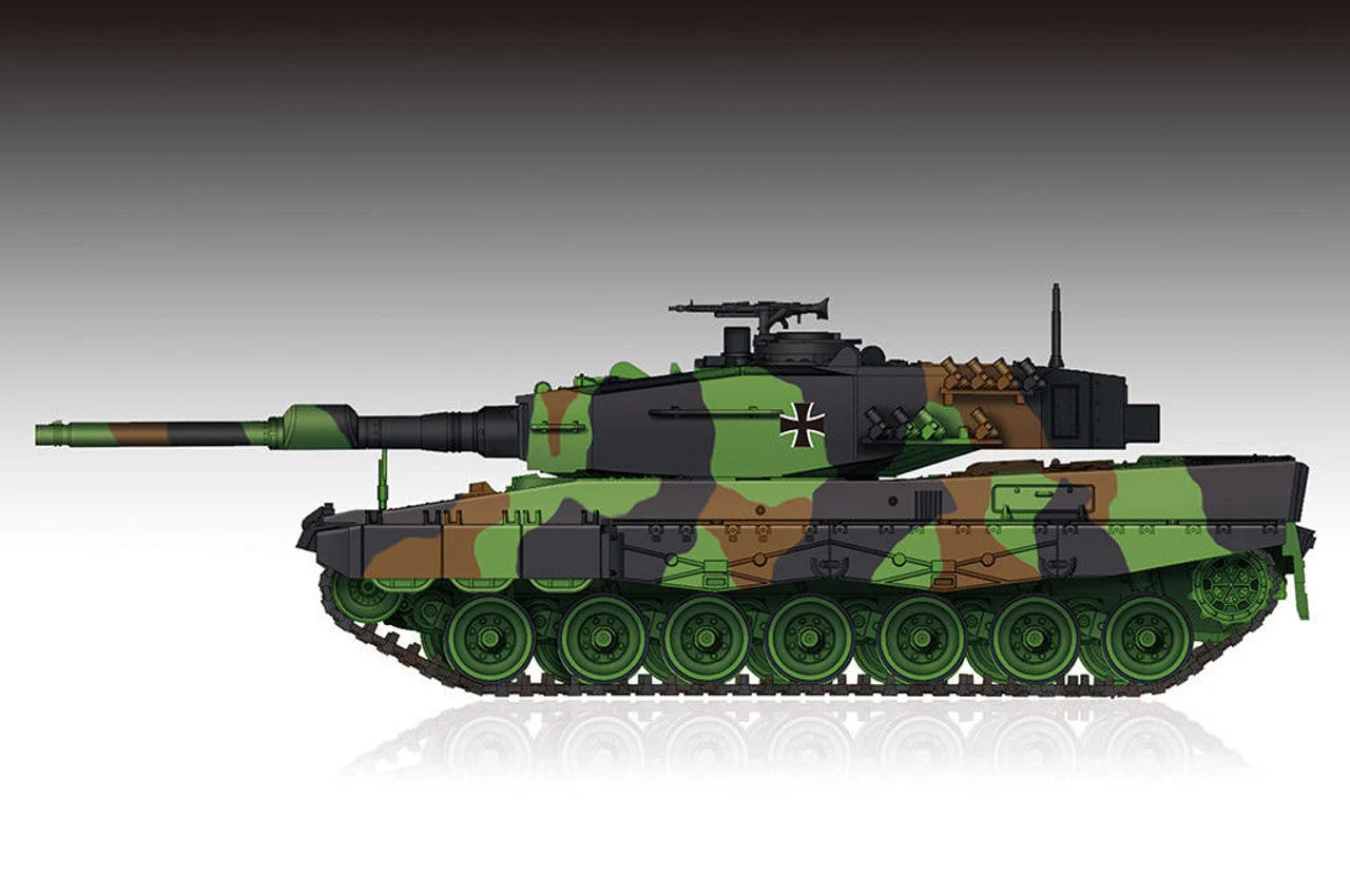 Trumpeter 1/72 German Leopard 2A4 Main Battle Tank