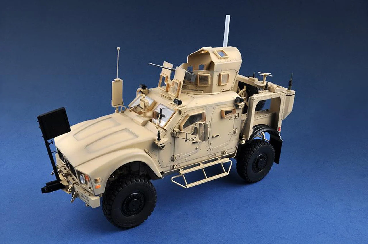 Trumpeter 1/72 Trumpeter US M1240 M-ATV MRAP Plastic Model Kit