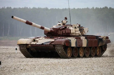 1/35 Trumpeter Russian T72B1 Main Battle Tank w/Kontakt-1 Reactive Armor