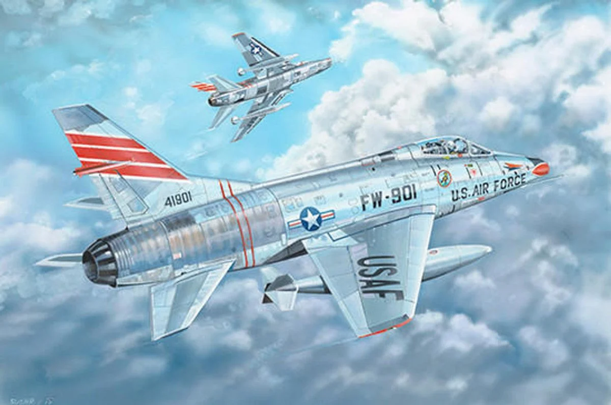 Trumpeter 1/32 Trumpeter F100C Super Sabre Fighter