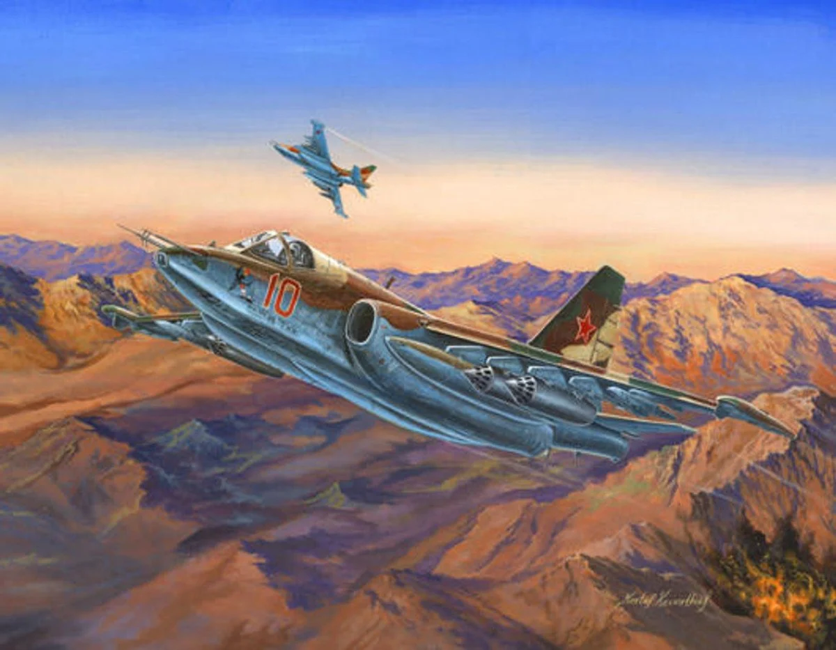 Trumpeter 1/32 Trumpeter Sukhoi Su25 Frogfoot A Russian Fighter