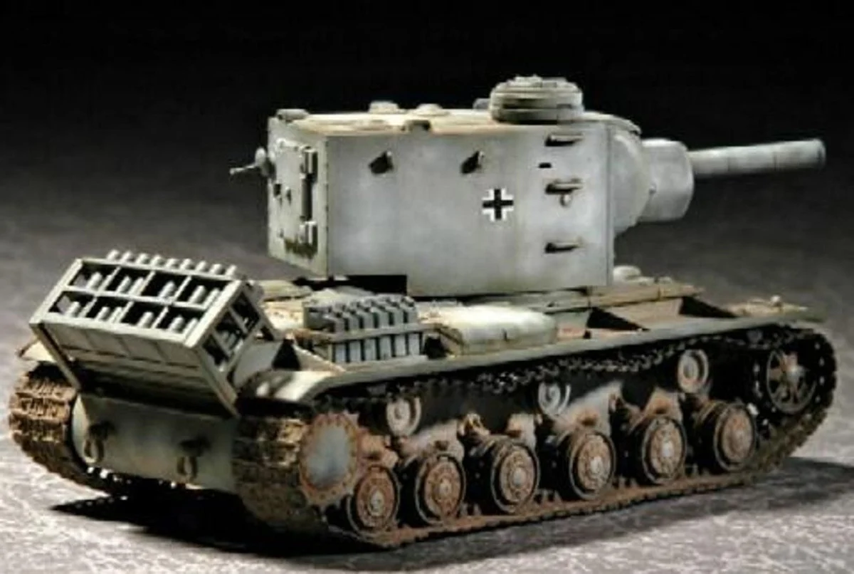 Trumpeter 1/72 Trumpeter German PzKpfm KV2 754(r) Tank