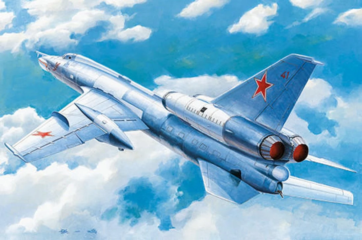 Trumpeter 1/72 Trumpeter Soviet Tu22 Blinder Tactical Bomber