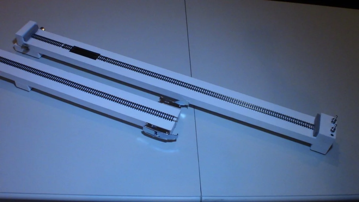 tt-1XL HO Extended Length Test Track
